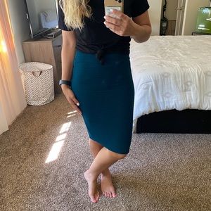 Jewel Tone Lula Roe Stretch Skirt 💚